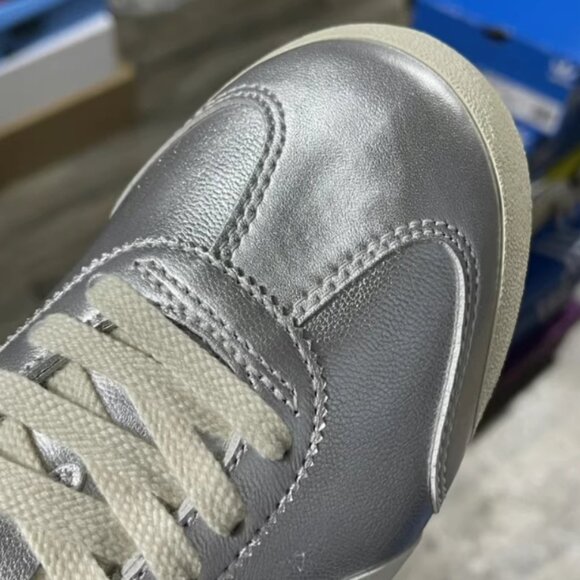 Onitsuka Tiger Mexico 66 ASICS Sneaker Shoes in Silver - Picture 3 of 6